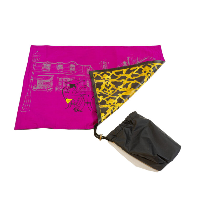 Antimicrobial Seat Scarf Café Scene – Magenta with Pouch